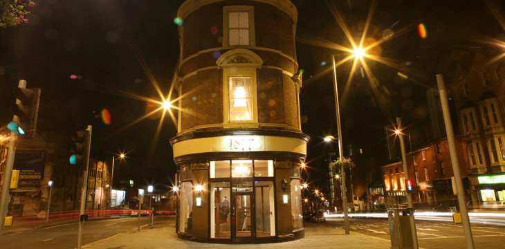 Restaurant 1877 - Branding - Restaurant Exterior